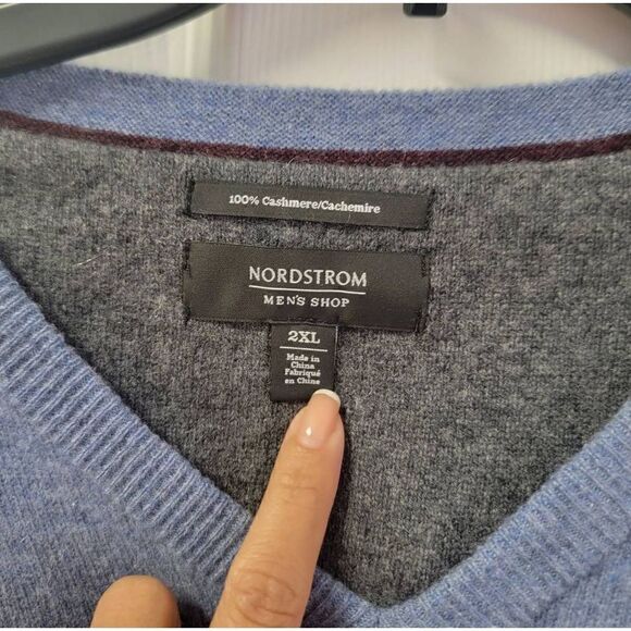 Nordstrom Mens V-Neck Cashmere Sweater XXL - Picture 9 of 9